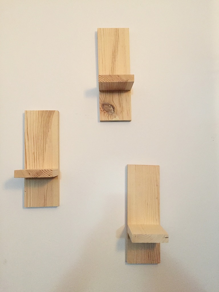 Minimalistyczna drewniana półka ścienna – lite drewno, ręczne wykonanie - obrazek 2