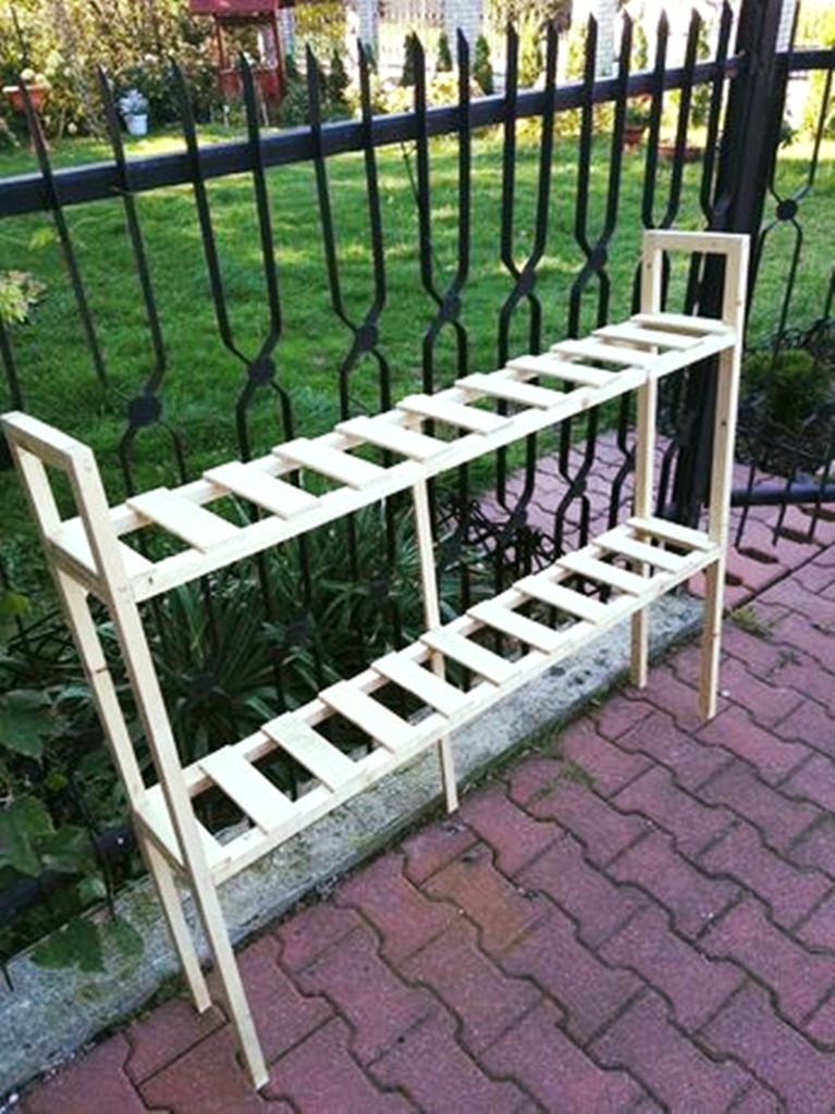 Wąski regał balkonowy na kwiaty - drewniana podstawka na doniczki - obrazek 2