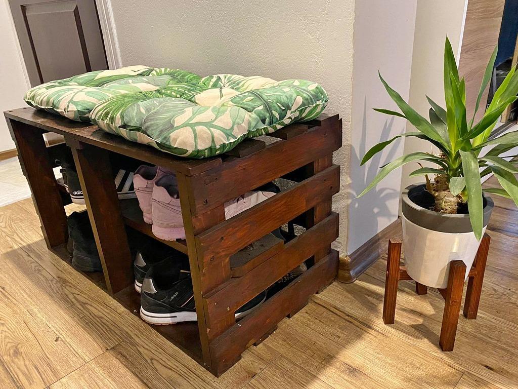 Drewniana Pufa Ogrodowa z Półką – Wielofunkcyjne Siedzisko do Domu i Ogrodu - obrazek 2