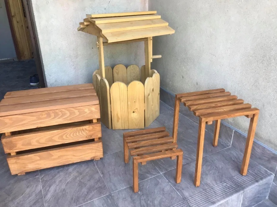 Drewniany kwietnik - naturalny taboret pod doniczki 30x30x40 cm - obrazek 3