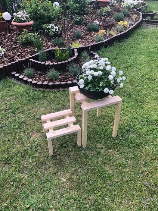 Drewniany kwietnik - naturalny taboret pod doniczki 30x30x40 cm - obrazek 4