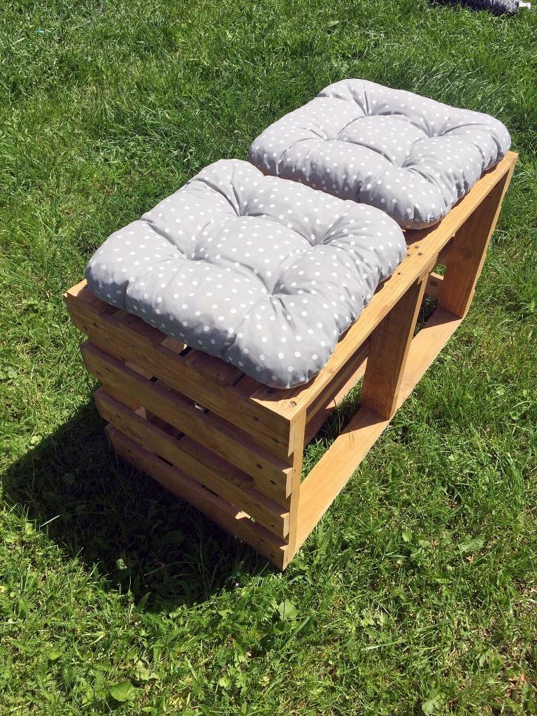 Drewniana Pufa Ogrodowa z Półką – Wielofunkcyjne Siedzisko do Domu i Ogrodu - obrazek 6